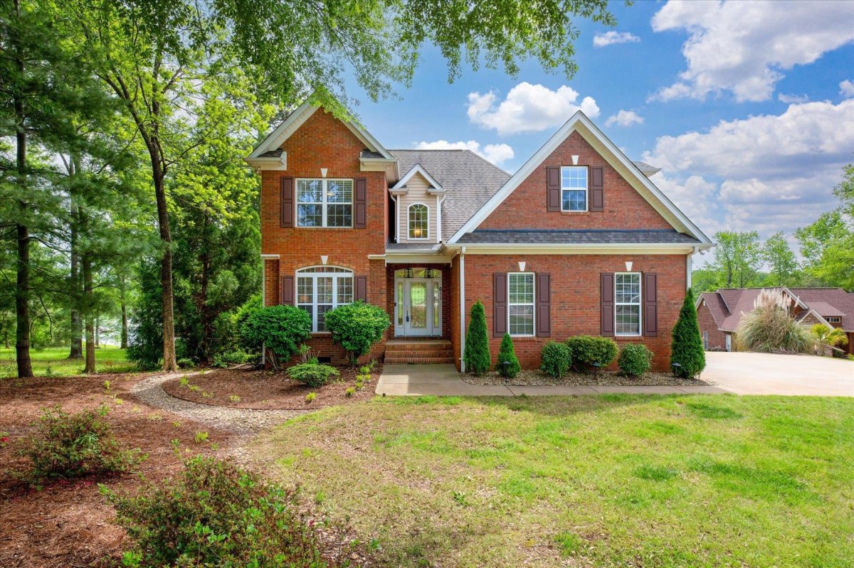 611 Star Drive