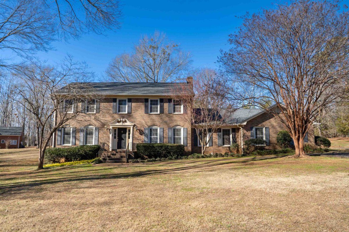 234 Dunbarton Drive