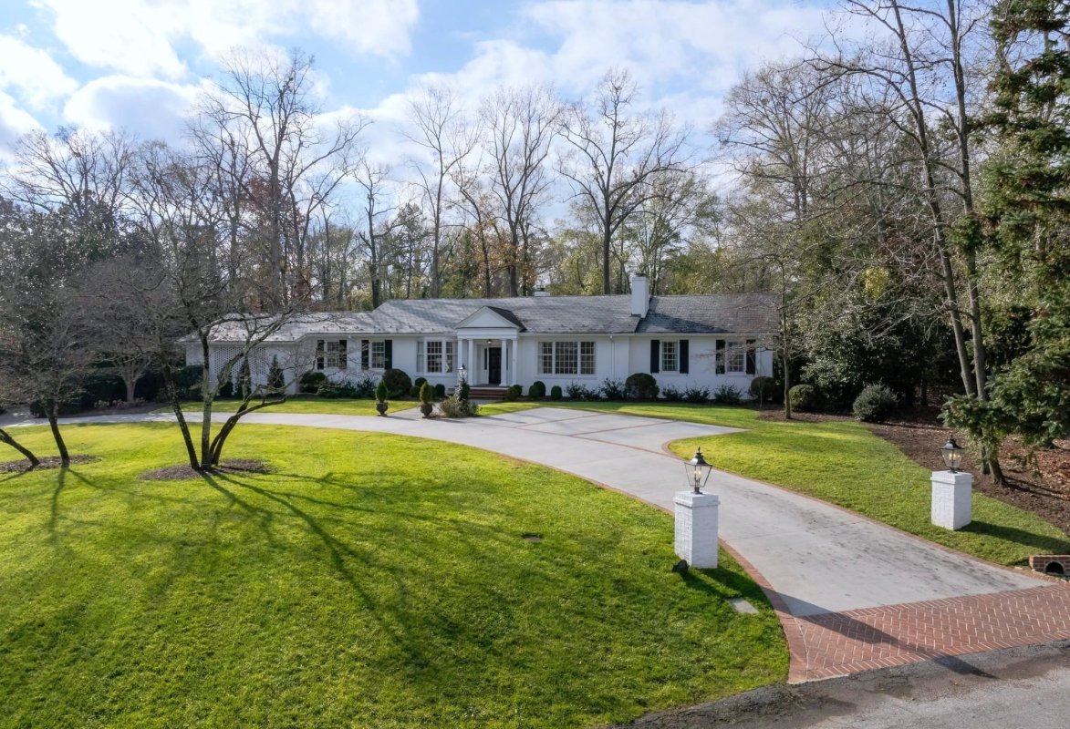1038 Glendalyn Circle