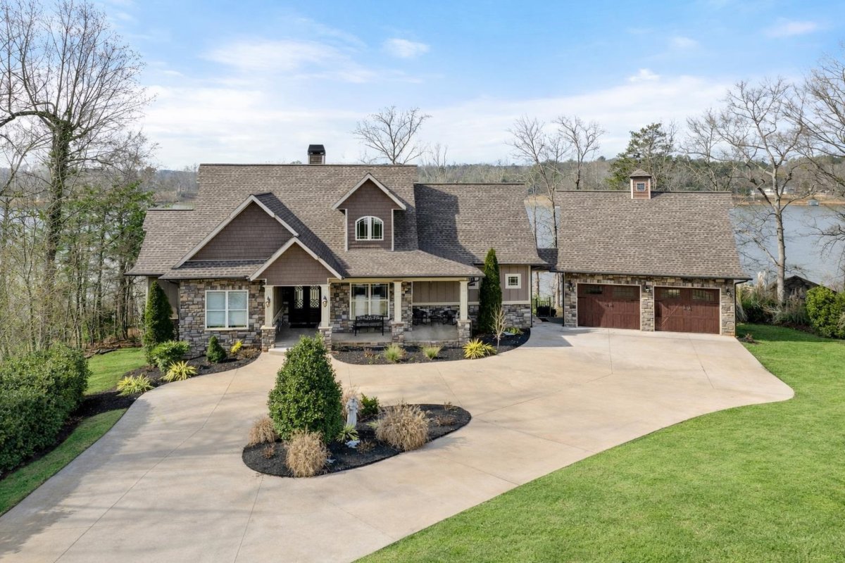 171 Dickson Cove Road