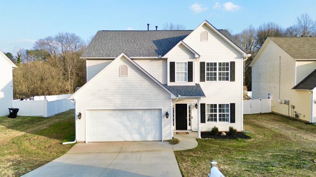 705 Shadow Dance Ln