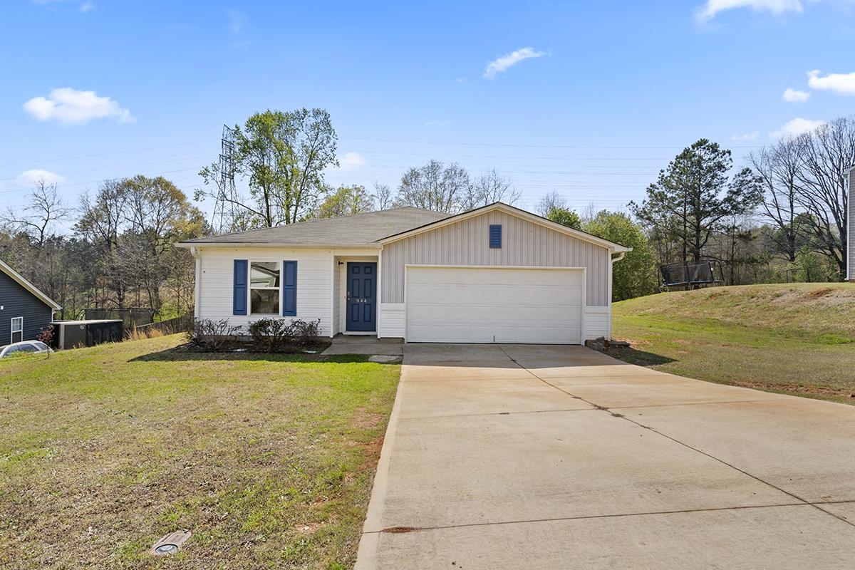 944 Echo Ridge Drive