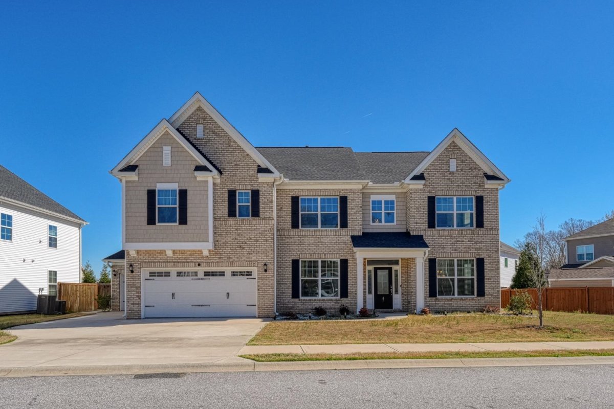 47 Caventon Drive