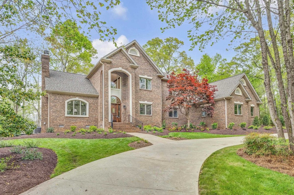 116 Sleepy Hollow Lane
