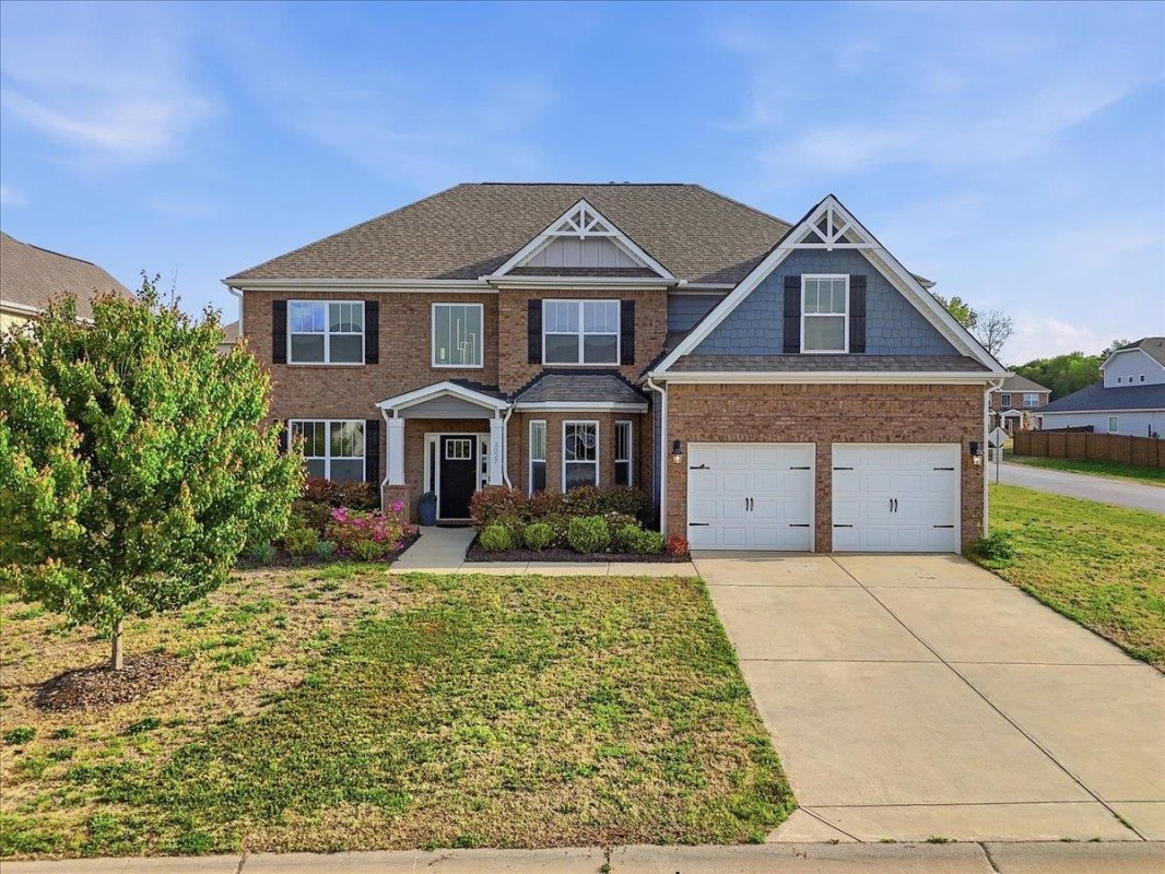 3027 Toliver Trail