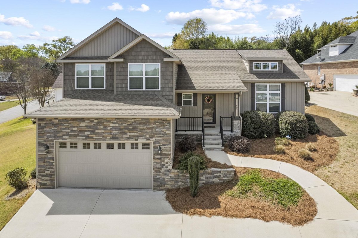 405 Cane Bluff Cove