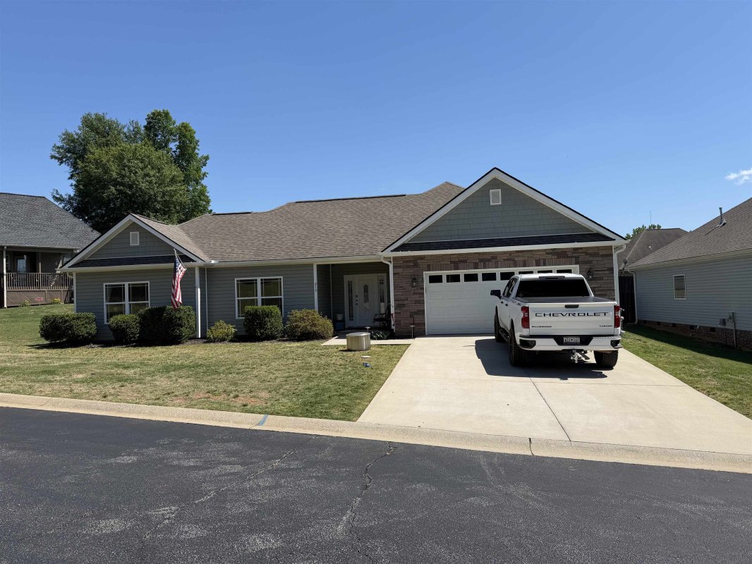 215 Victory Gallop Lane