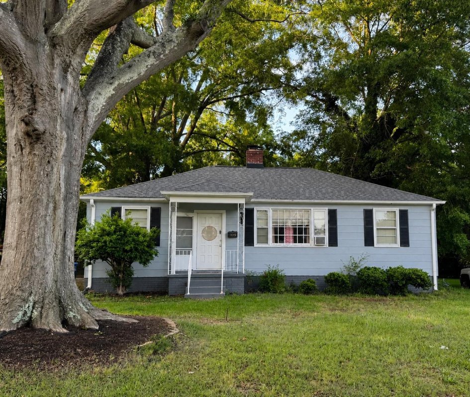 109 Neely Avenue