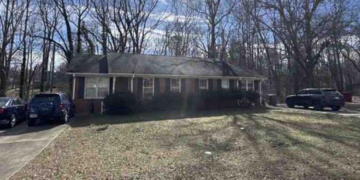 109 Colebrook Court