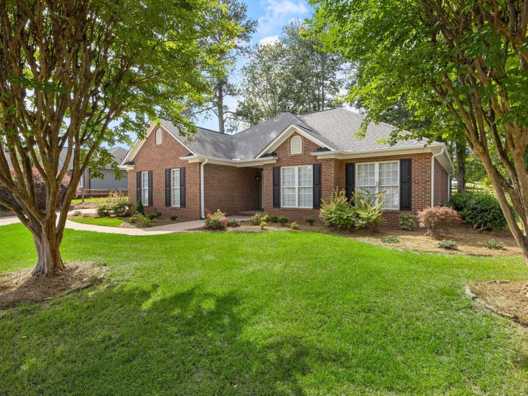 313 New Windsor Court