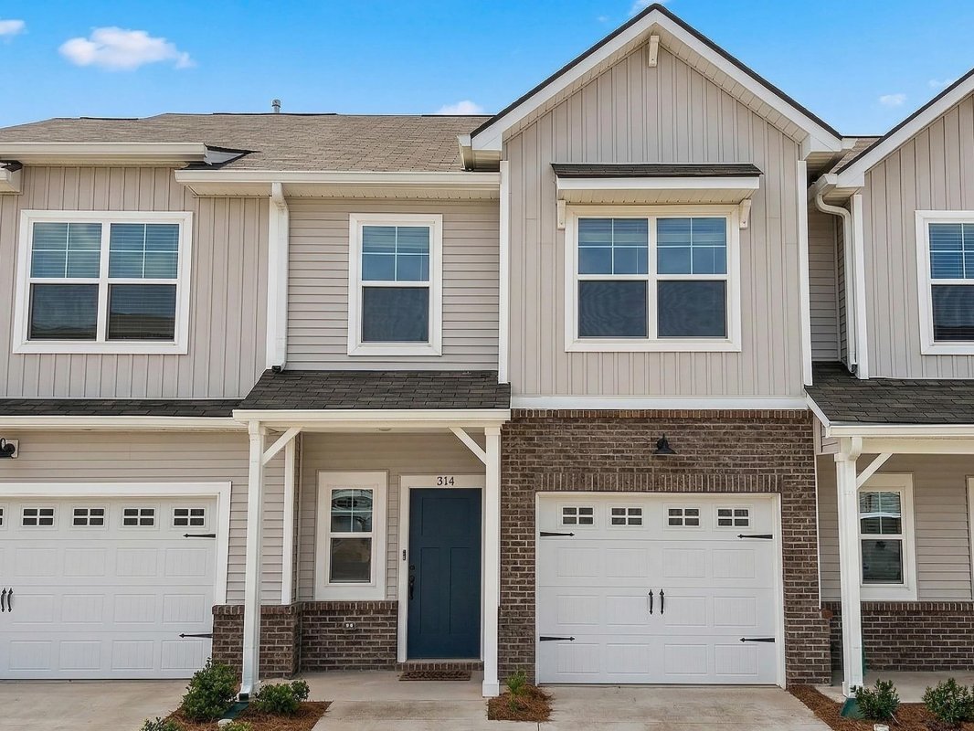 314 Hollenbeck Place