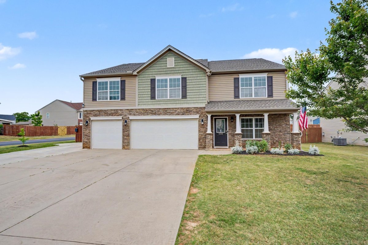416 Saddleback Trail