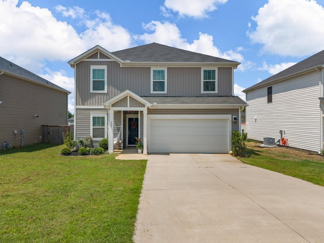 688 Grays Creek Road