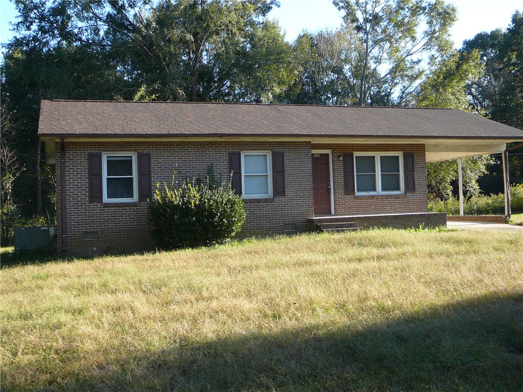 200 Poplar Lane