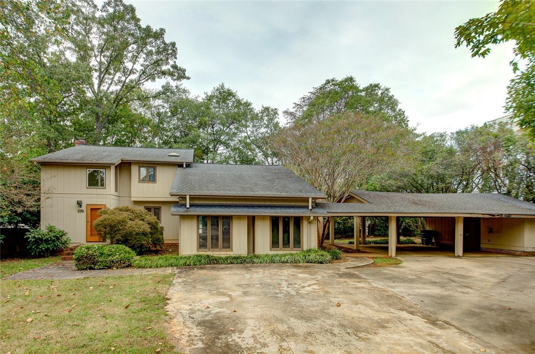 108 Holiday West Avenue