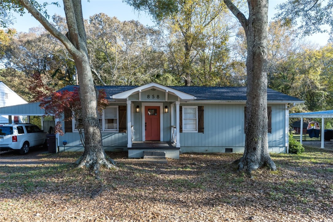 858 Greenville Street
