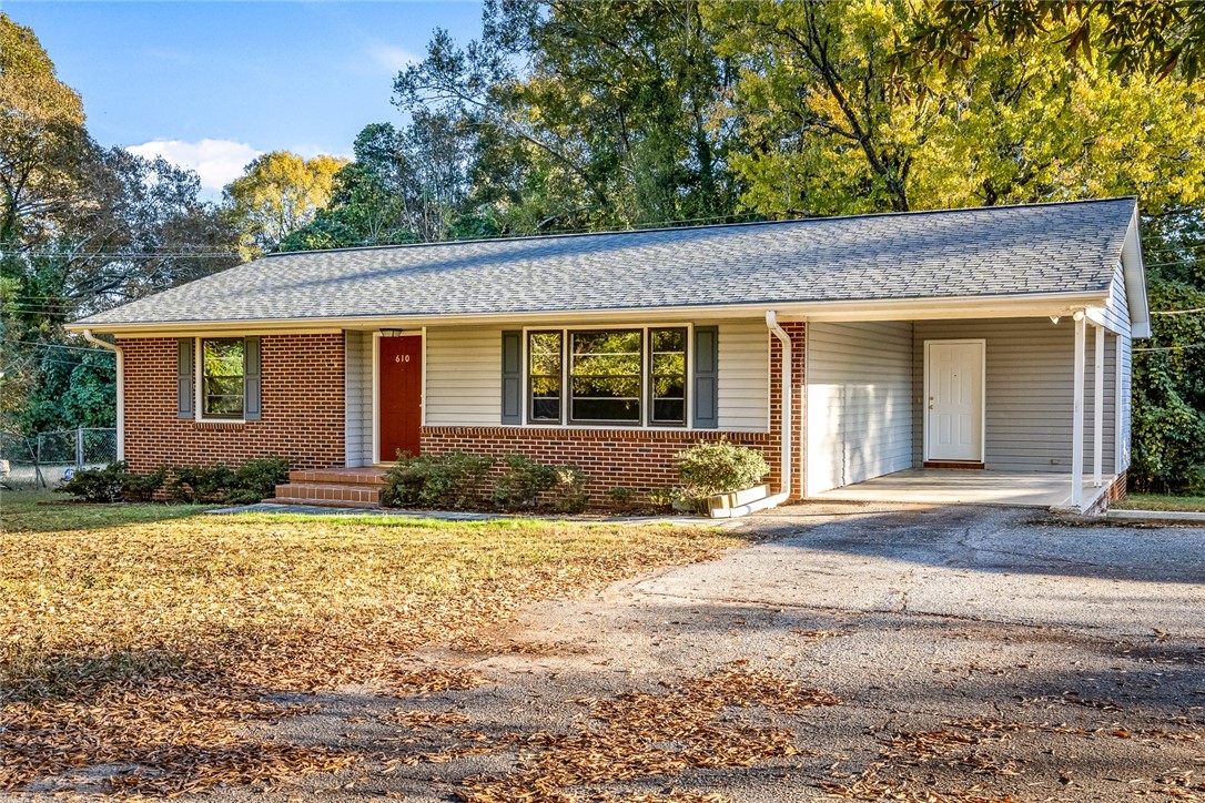 610 Ashwood Drive