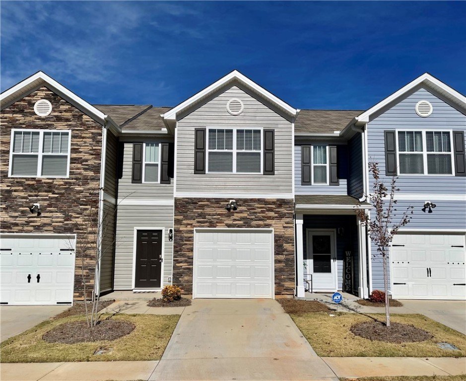 102 Southridge Court