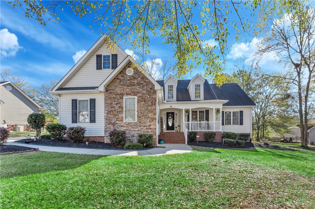 121 Royal Drive