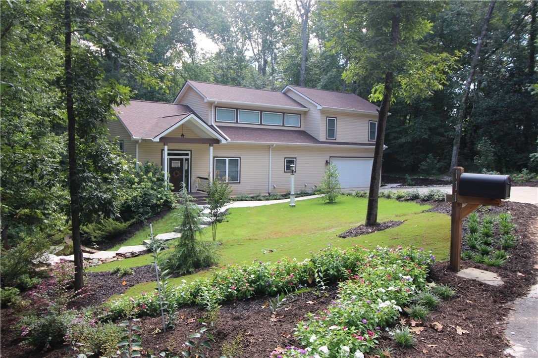 111 Hunnicutt Lane