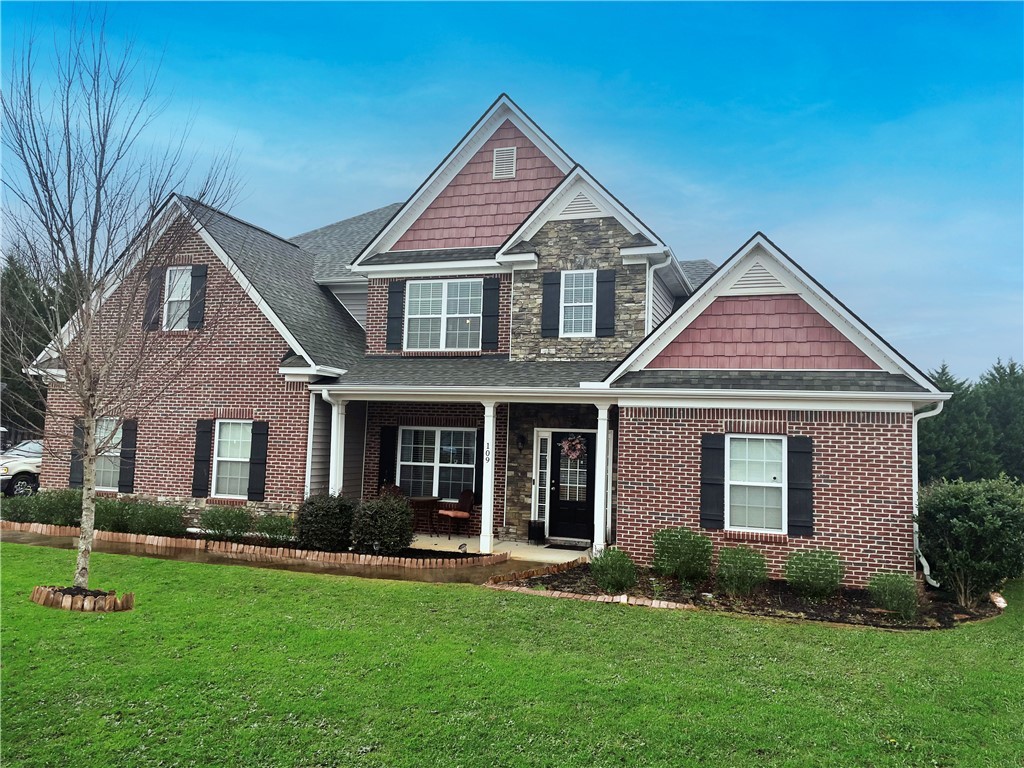 109 Graceview E
