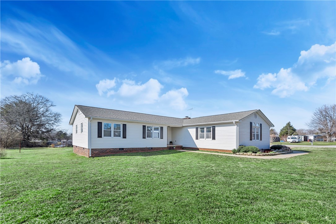 600 Greenleaf Drive