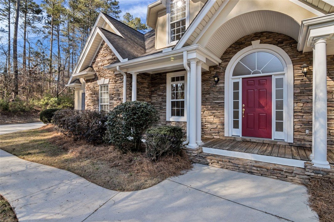 109 Fox Trail Lane