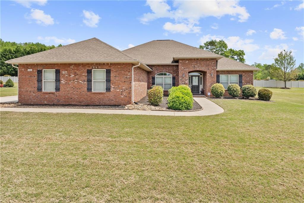 116 Baybrooke Lane