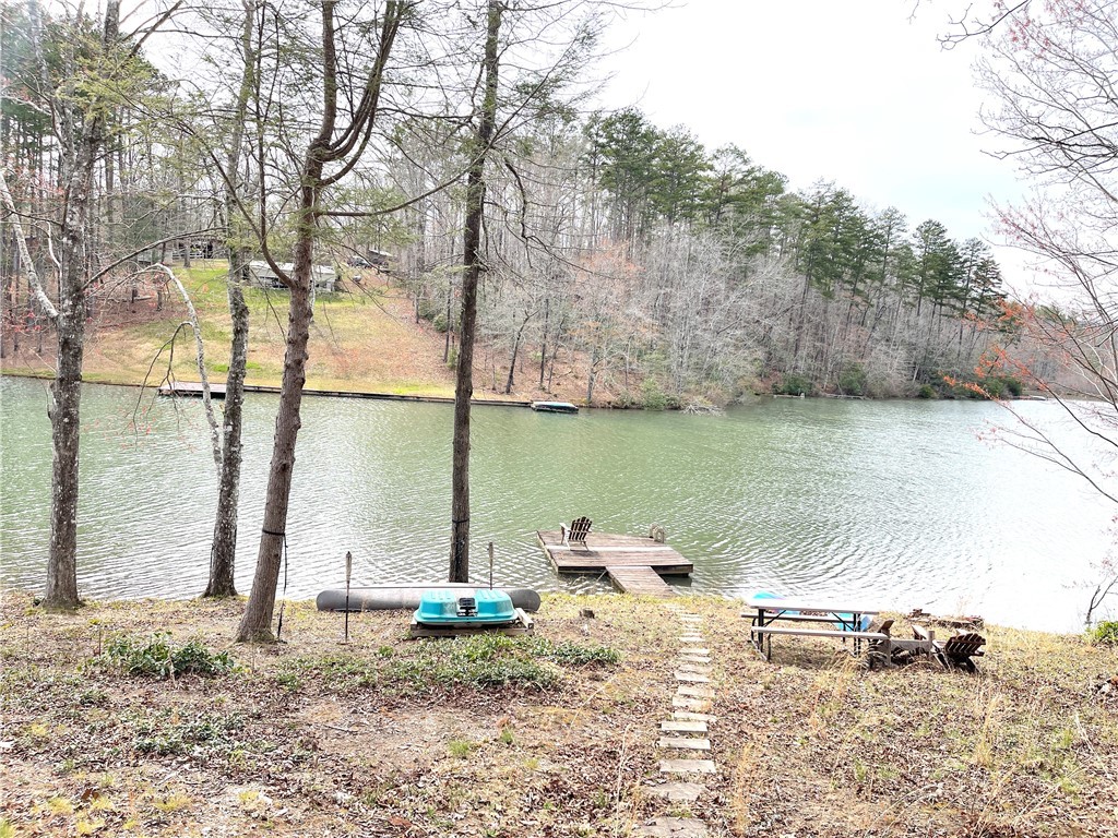 645 N Lake Road