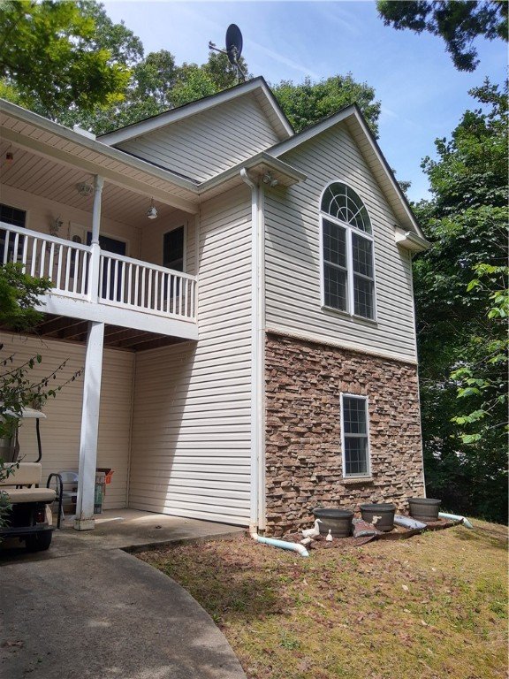 206 Riverlake Road
