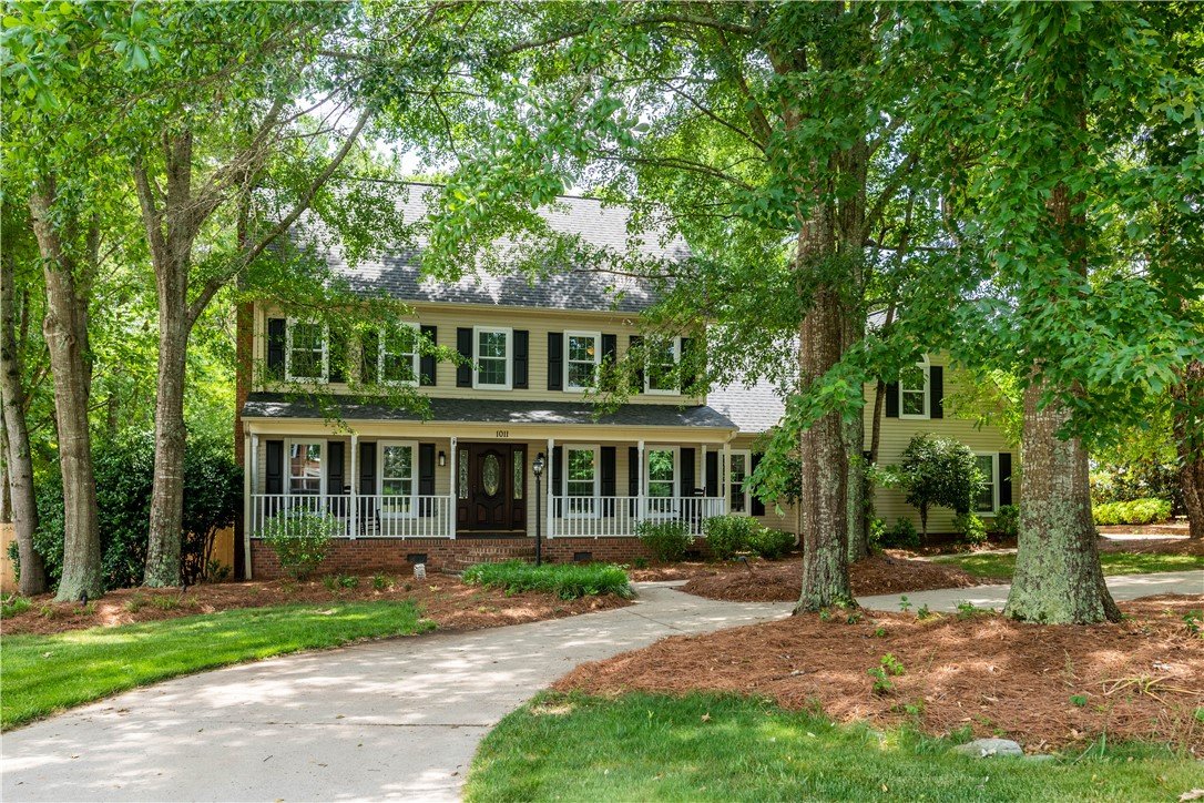 1011 Three Bridges Road