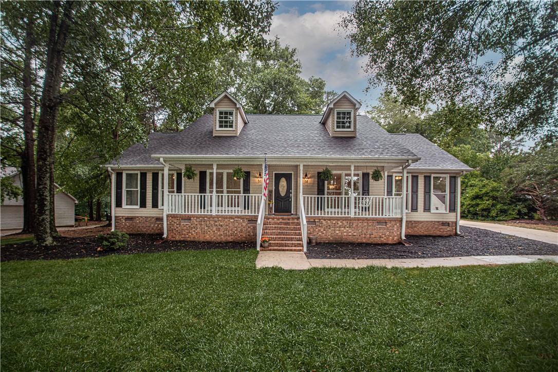502 Lia Way