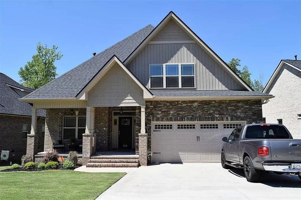 210 Obannon Court