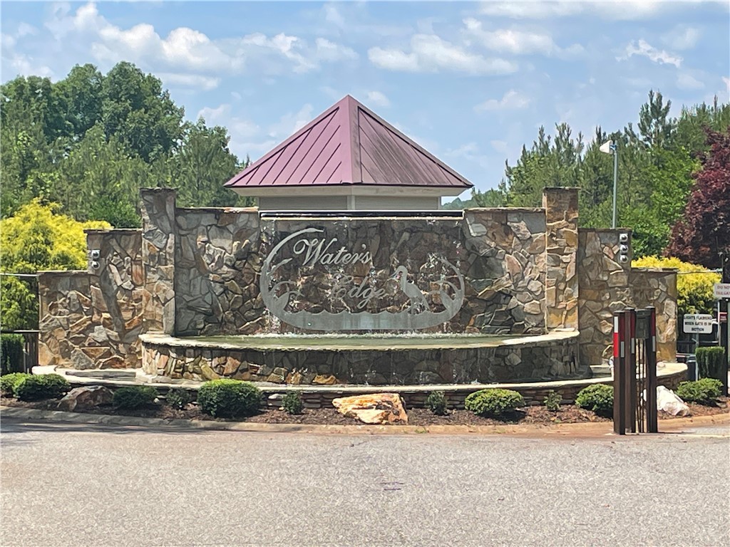 Lot 33 W Waters Edge Lane