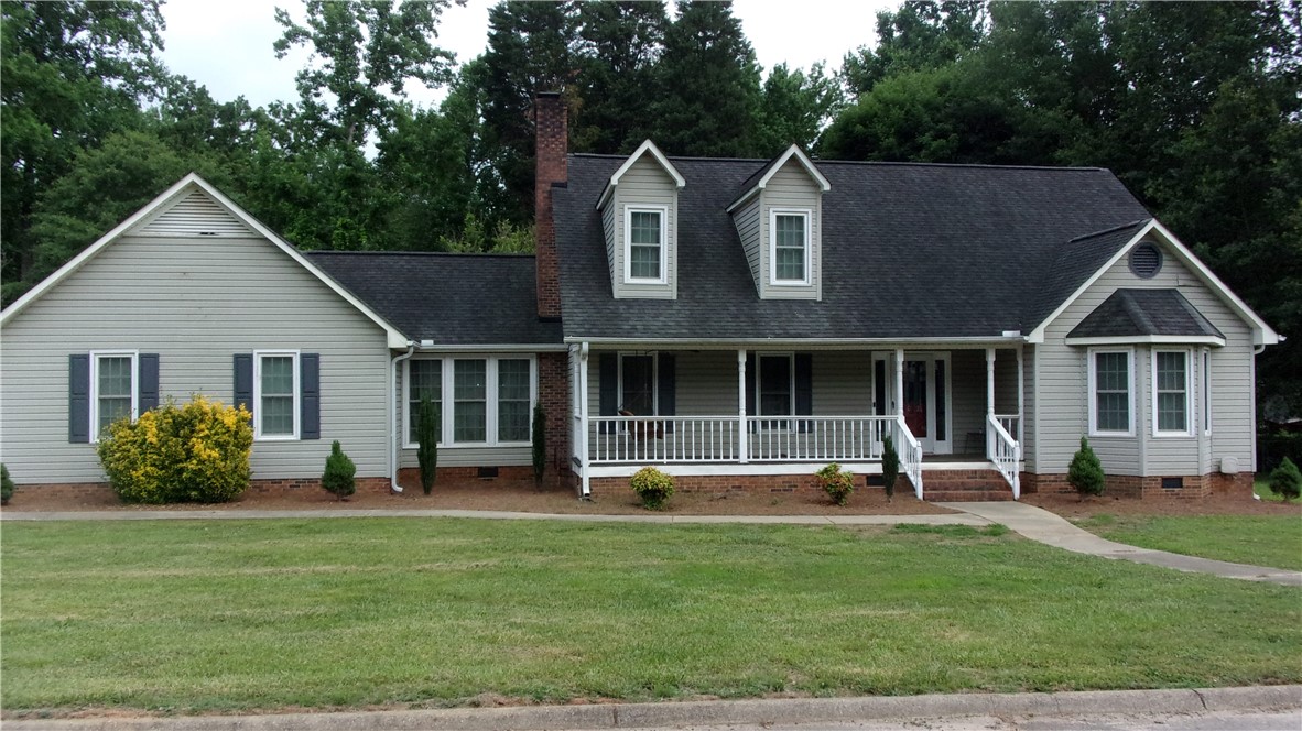702 Huntington Road