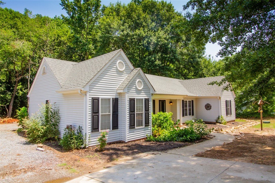 176 Rock Moss Drive
