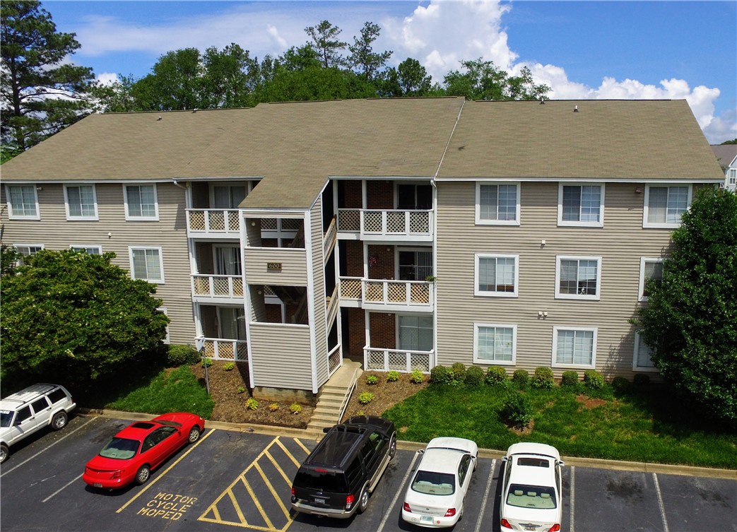 220 Elm Street 533