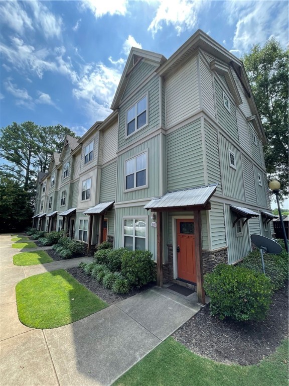 204 Kelly Road Unit 1001