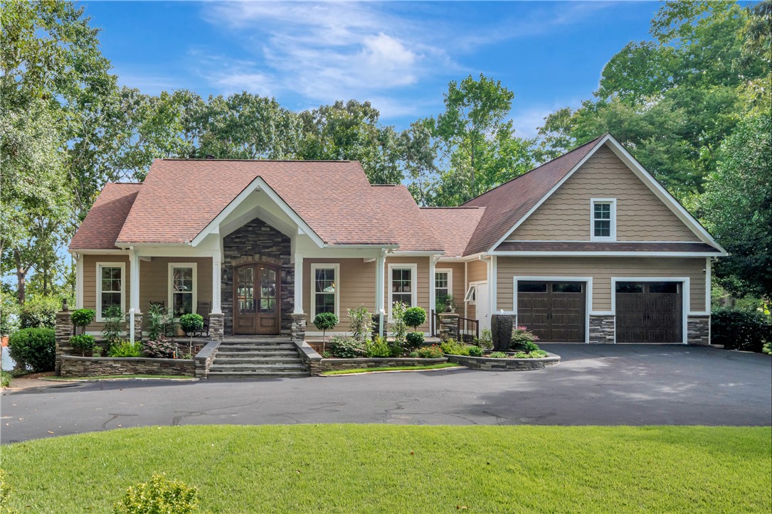308 Paradise Circle