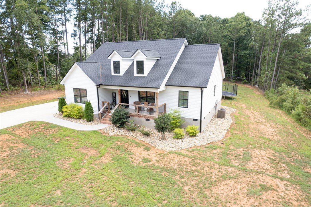 102 Wrentree Drive