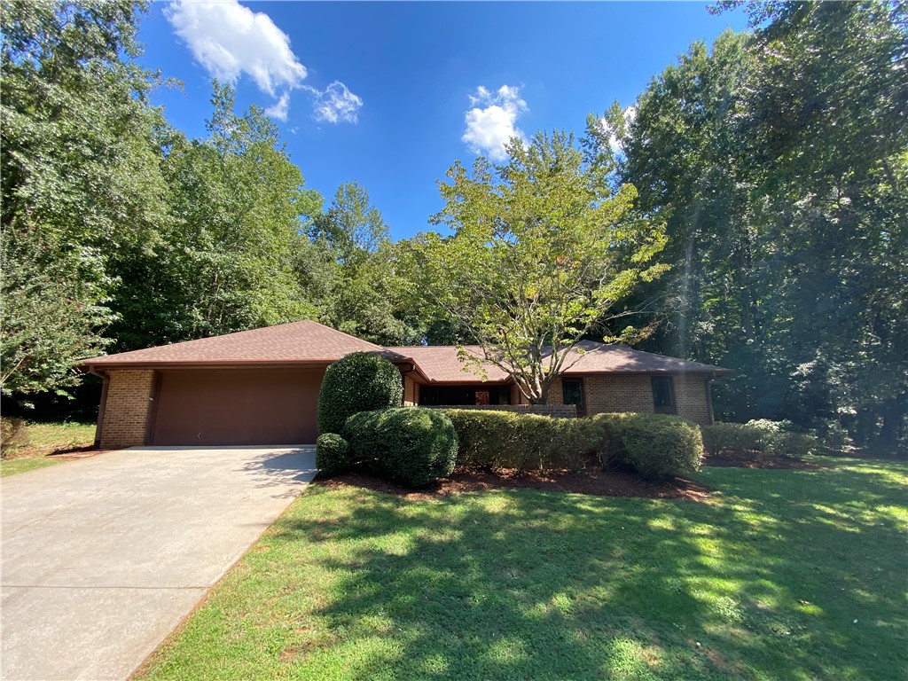 602 Downs Loop