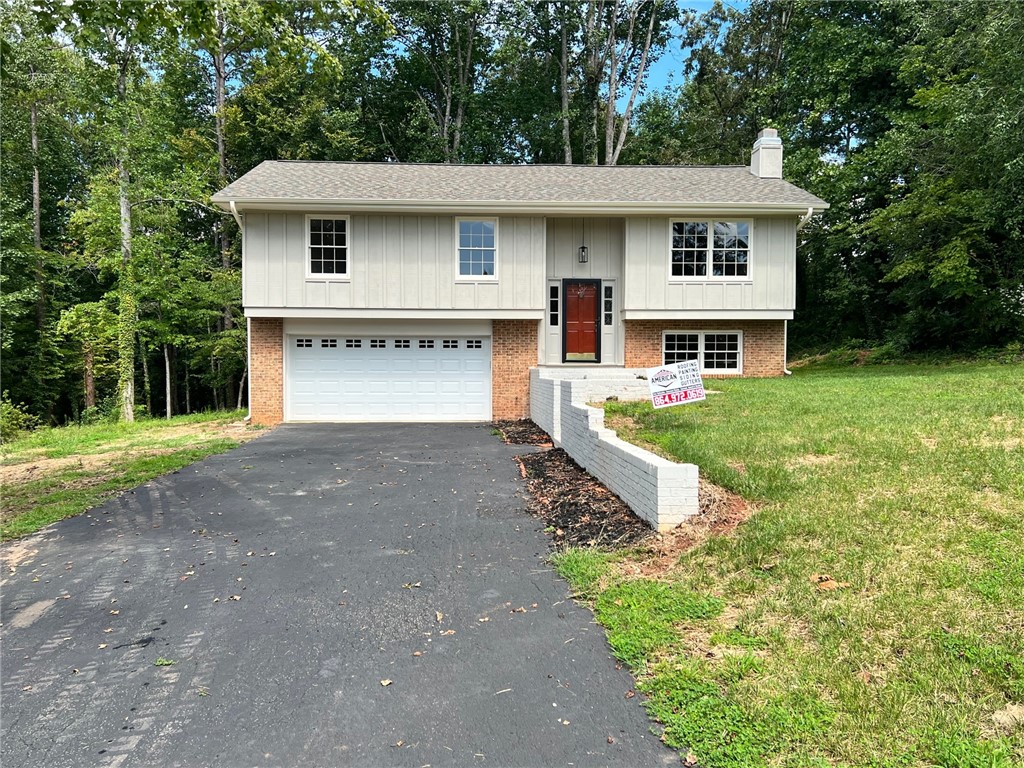 14 Chippewa Court