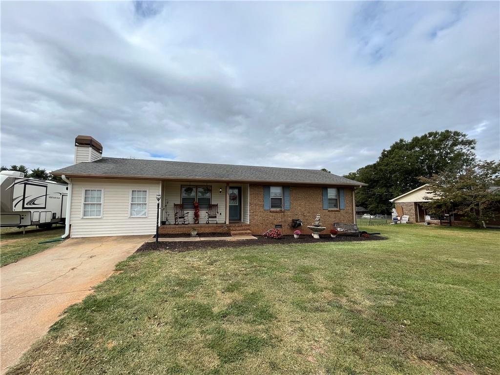 504 Chauga Drive