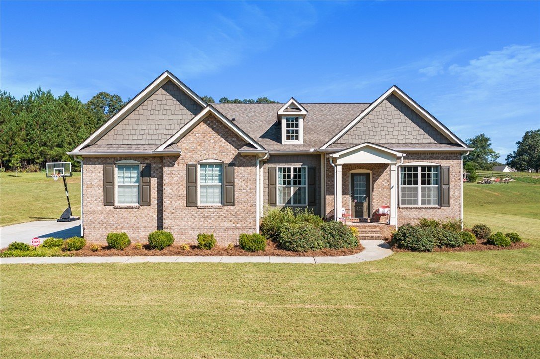 122 Burberry Drive