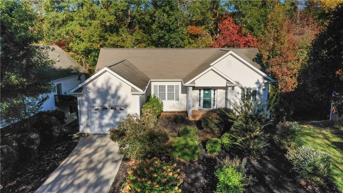 182 Grand Oak Circle