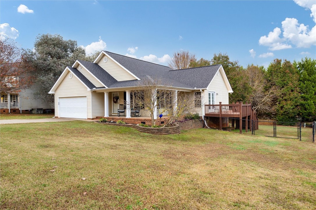 208 Laurel Heights
