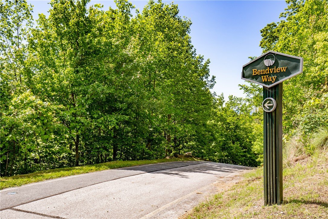 1 Bendview Way