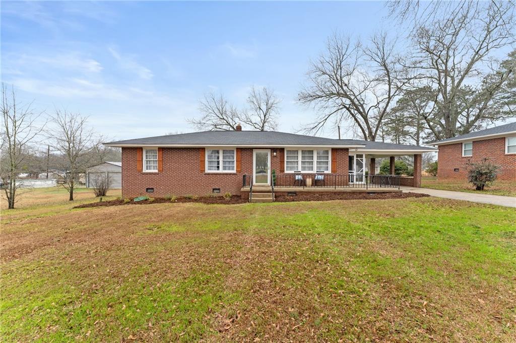 203 Forest Lane