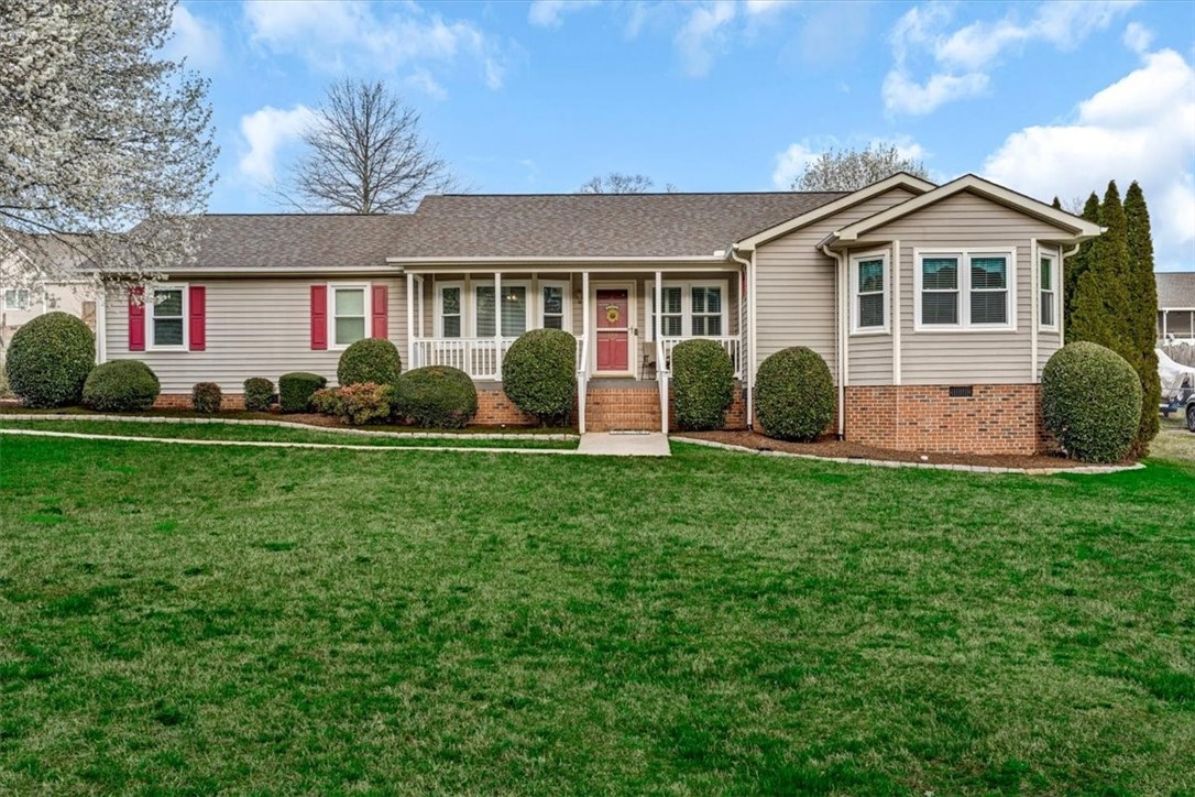 209 Meadow Lane