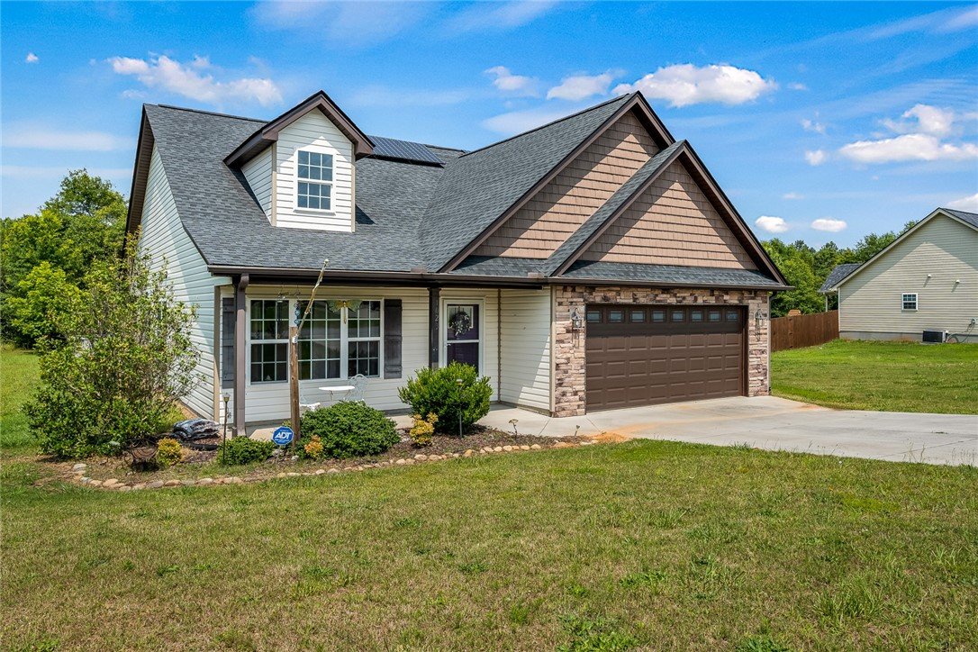 1023 Stoneham Circle